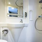 Vini Hotel 2*