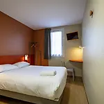 Vini Hotel 2* Beaune (Cote d'Or)