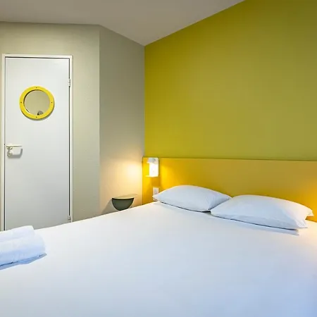Vini Hotell 2*